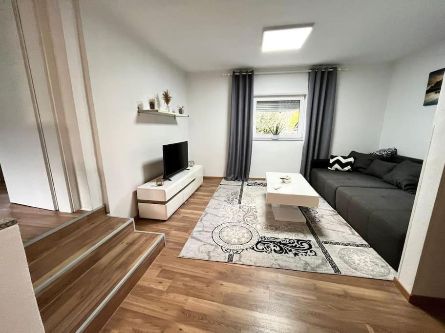 Ab Apartment Moderne Zweizimmerwohnung Villach Dış mekan fotoğraf
