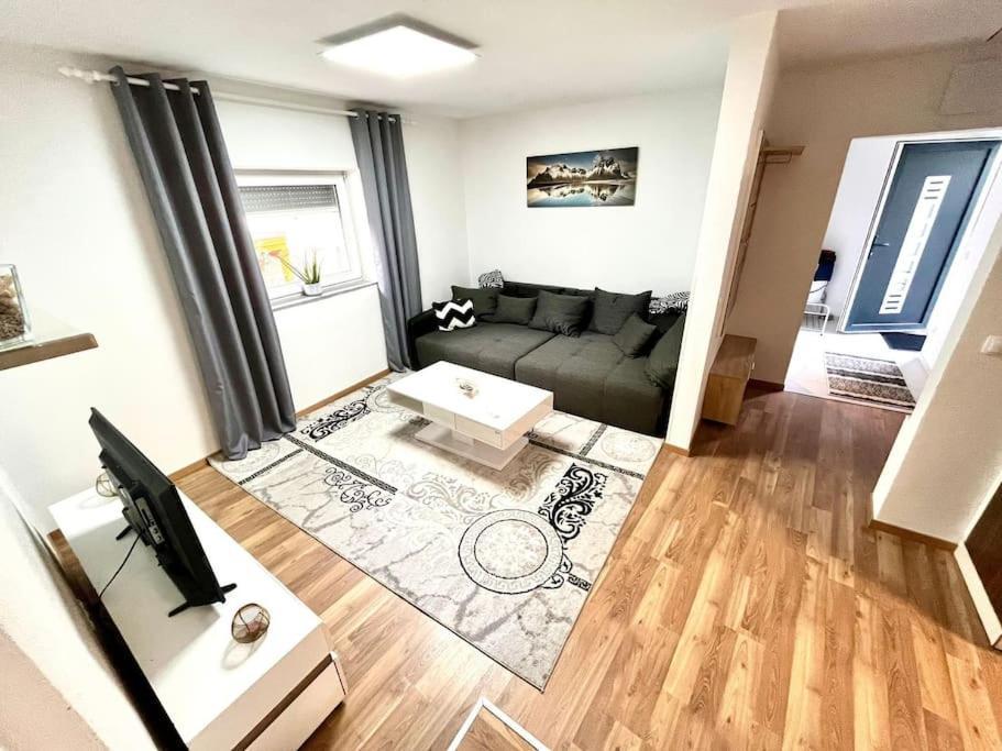 Ab Apartment Moderne Zweizimmerwohnung Villach Dış mekan fotoğraf